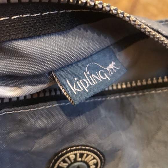 Kipling Fanny Pack - Picture 6 of 7